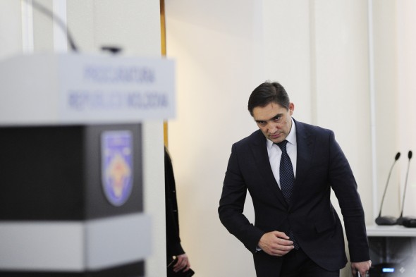 Demiterea lui Stoianoglo – mărul discordiei între guvernare și societatea civilă